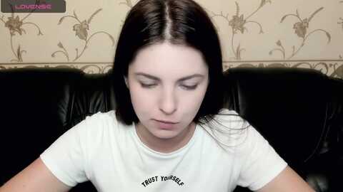 miriam_mills @ myfreecams on 20230925