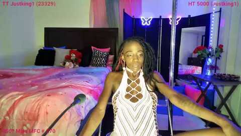 missblt @ myfreecams on 20230925