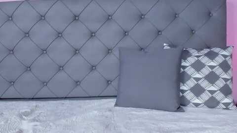 antonelabella @ myfreecams on 20230926