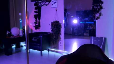 col0urburst @ myfreecams on 20230926