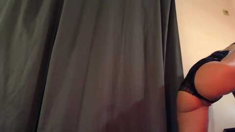 delicatekiss @ myfreecams on 20230926