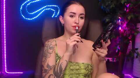 freyahill @ myfreecams on 20230926