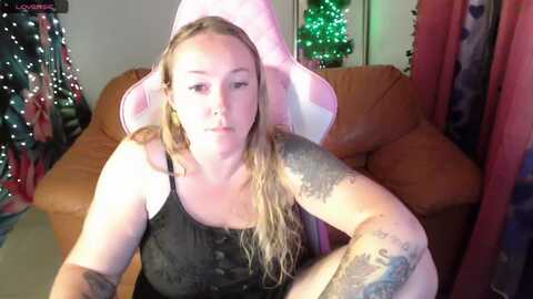 kissica @ myfreecams on 20230926