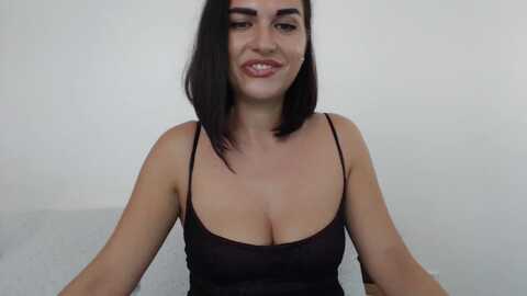onesugaremma @ myfreecams on 20230926