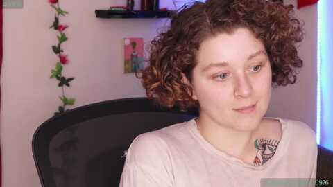 peachyqueen_ @ myfreecams on 20230926