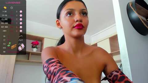 taraqueen @ myfreecams on 20230926