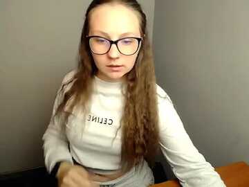 annahotty_ @ myfreecams on 20230927