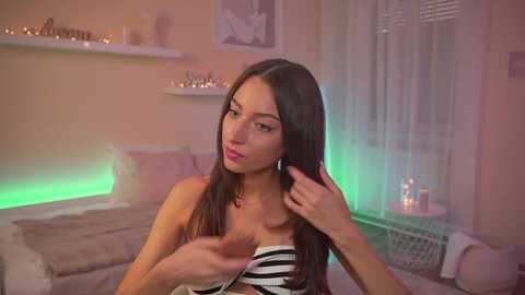 emily_grey69 @ myfreecams on 20230927