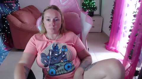 kissica @ myfreecams on 20230927