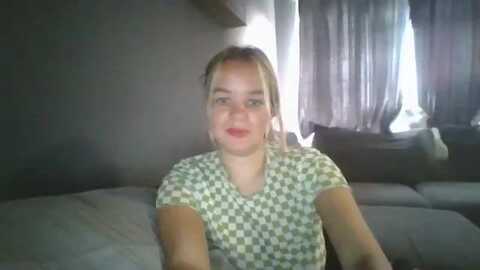 tilly2021 @ myfreecams on 20230927