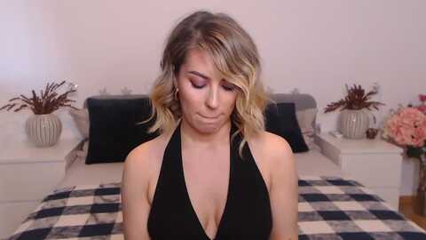 bluestocking @ myfreecams on 20230928