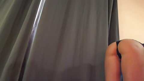 delicatekiss @ myfreecams on 20230928