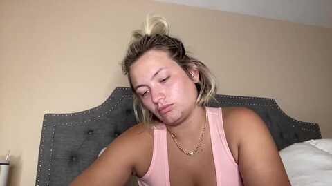 lynn_6 @ myfreecams on 20230928