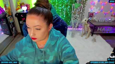nikki_haze @ myfreecams on 20230928