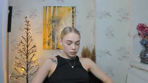 sindyysweet @ myfreecams on 20230928
