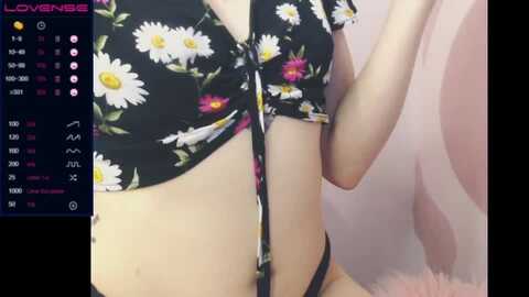 babyblondie99 @ myfreecams on 20230929