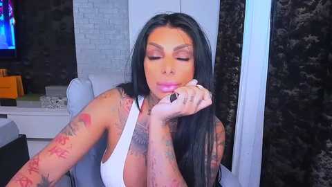 barbwire007 @ myfreecams on 20230929