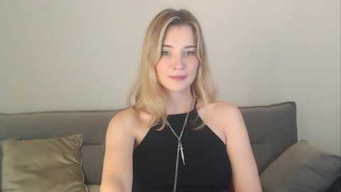 divine_rapier @ myfreecams on 20230929