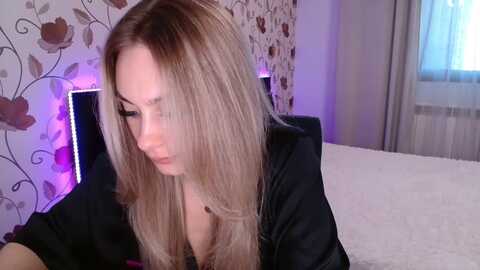 lovely_bellaa @ myfreecams on 20230929