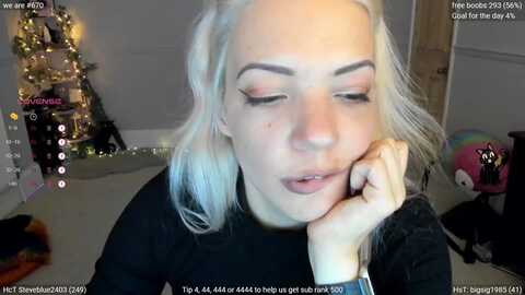 lunawolfie @ myfreecams on 20230929