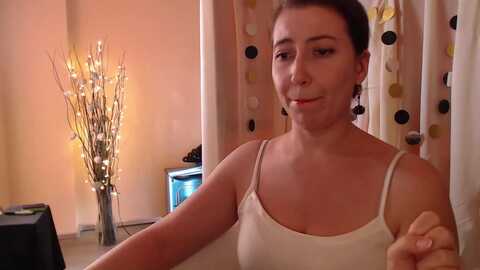 miriamrose @ myfreecams on 20230929