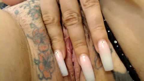 missdivinna @ myfreecams on 20230929