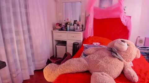 shekina_lu @ myfreecams on 20230929