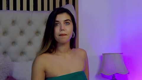 clairejenner @ myfreecams on 20230930