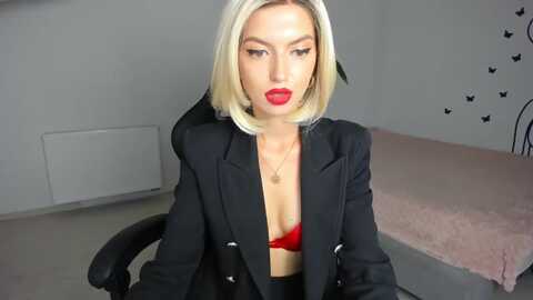 emeraldtopaz @ myfreecams on 20230930