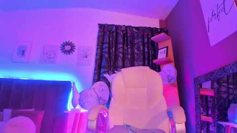 genesis_wells @ myfreecams on 20230930