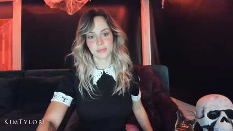 kimtylor_ @ myfreecams on 20230930