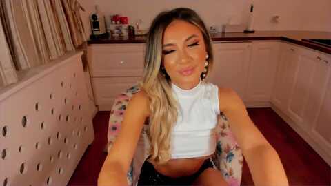 magnumopus @ myfreecams on 20230930