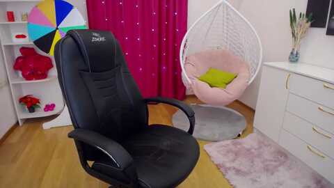 milim_nava @ myfreecams on 20230930