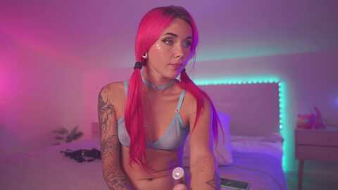 sarah_pink @ myfreecams on 20230930