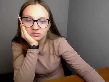 annahotty_ @ myfreecams on 20231001