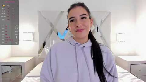 evelynowen1 @ myfreecams on 20231001