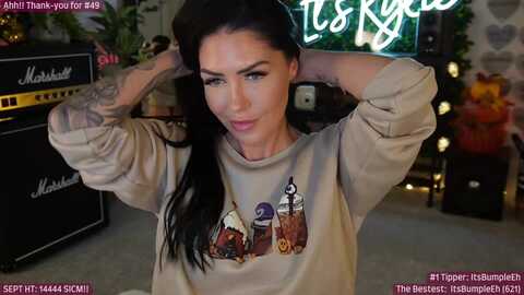 itskylieeh @ myfreecams on 20231001