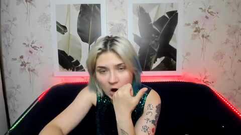 linddaa @ myfreecams on 20231001