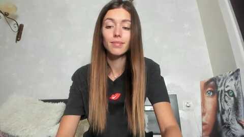 onekiss1 @ myfreecams on 20231001