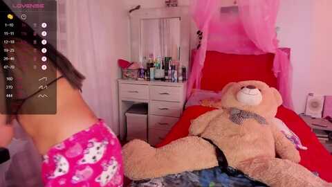 shekina_lu @ myfreecams on 20231001