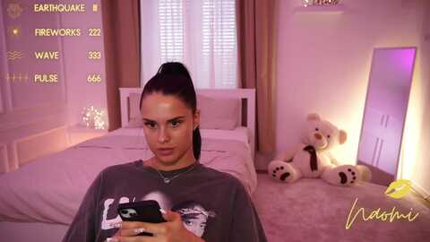 cinnabellee @ myfreecams on 20231002