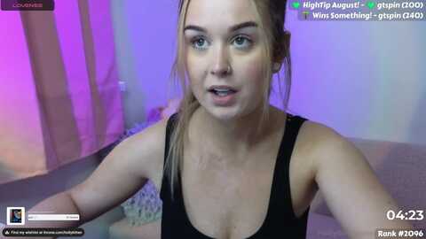 hollykittenn @ myfreecams on 20231002