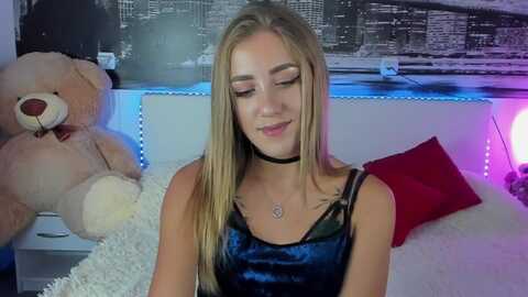 laangel @ myfreecams on 20231002