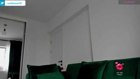 lexiroseee @ myfreecams on 20231002