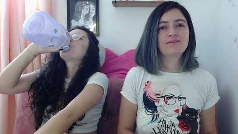 luna_venus @ myfreecams on 20231002