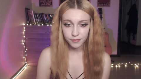 your_ellie @ myfreecams on 20231002