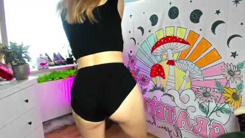 heidiflower @ myfreecams on 20231003