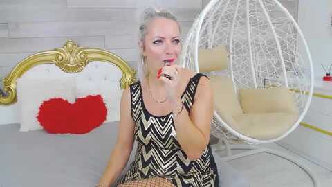 ladytouch69 @ myfreecams on 20231003