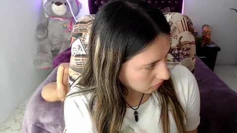 lorenahot06 @ myfreecams on 20231003