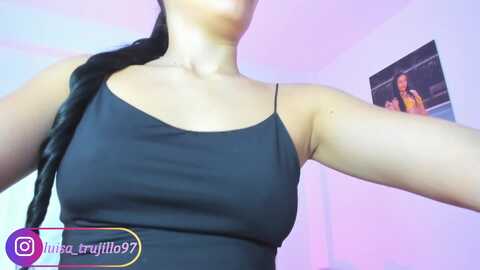 luisa_t @ myfreecams on 20231003